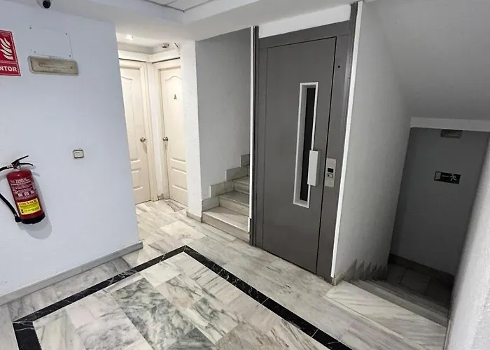 New Sanz Hotel 2*